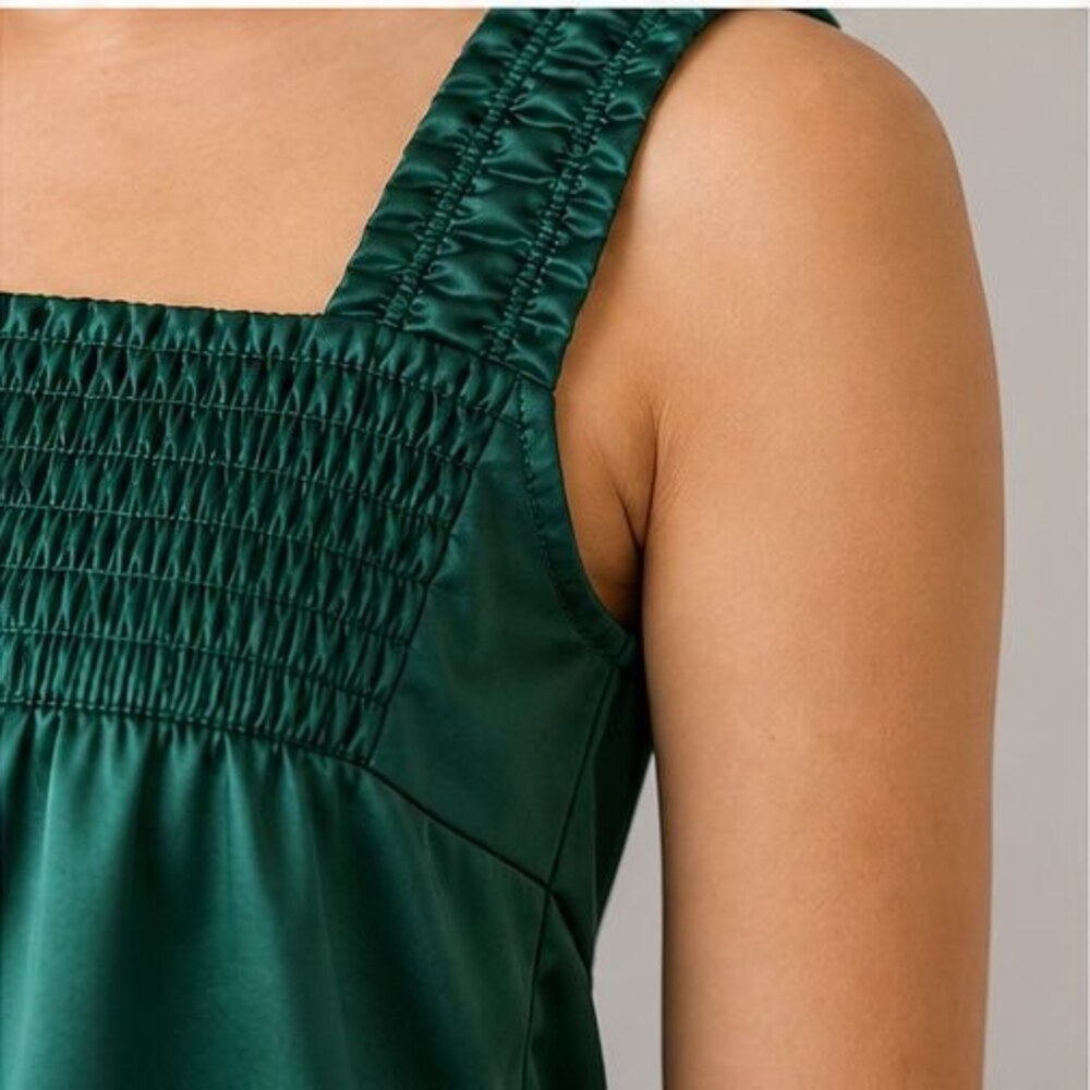 Emerald Smocked Top - Picture 5 of 6